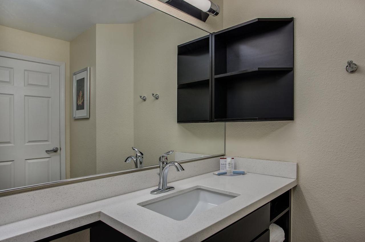 Candlewood Suites Louisville Airport By Ihg Zewnętrze zdjęcie