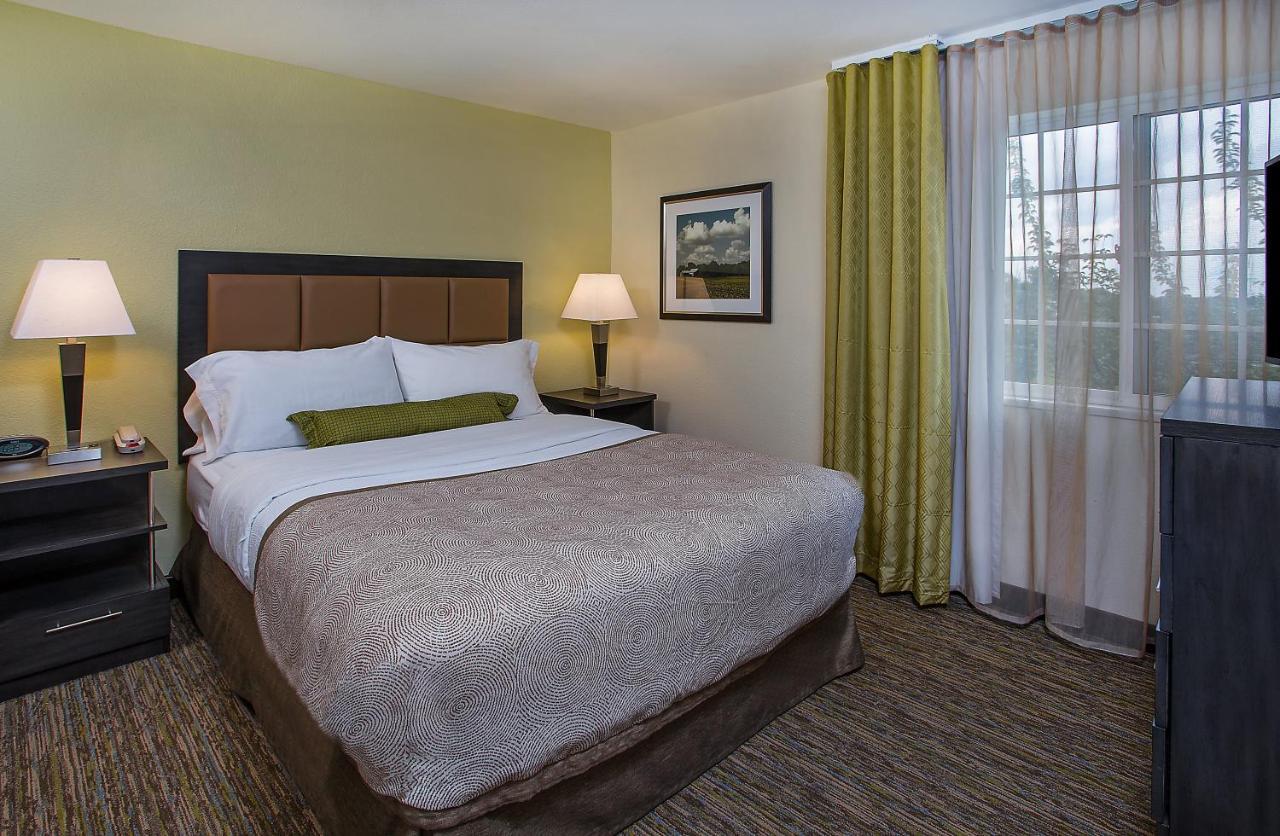 Candlewood Suites Louisville Airport By Ihg Zewnętrze zdjęcie